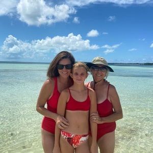 Meet your Posher, Robyn